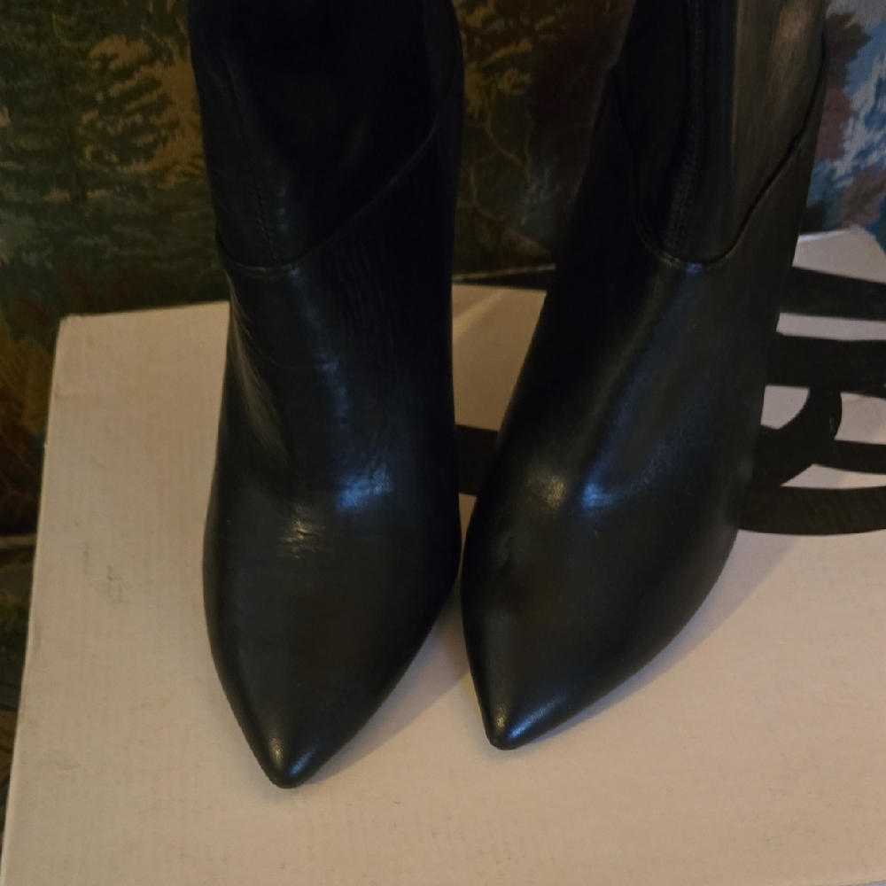 Nine West Sleek Black Heeled Boots - Picture 4 of 4